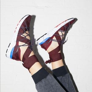Free People Vegan Zodiac Wrap Sneakers - US 9